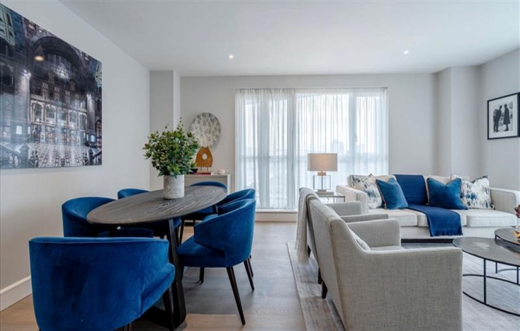Westferry Circus, Circus Apartment, E14