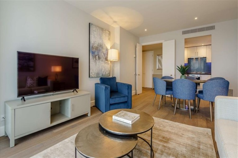 Westferry Circus, Circus Apartment, E14