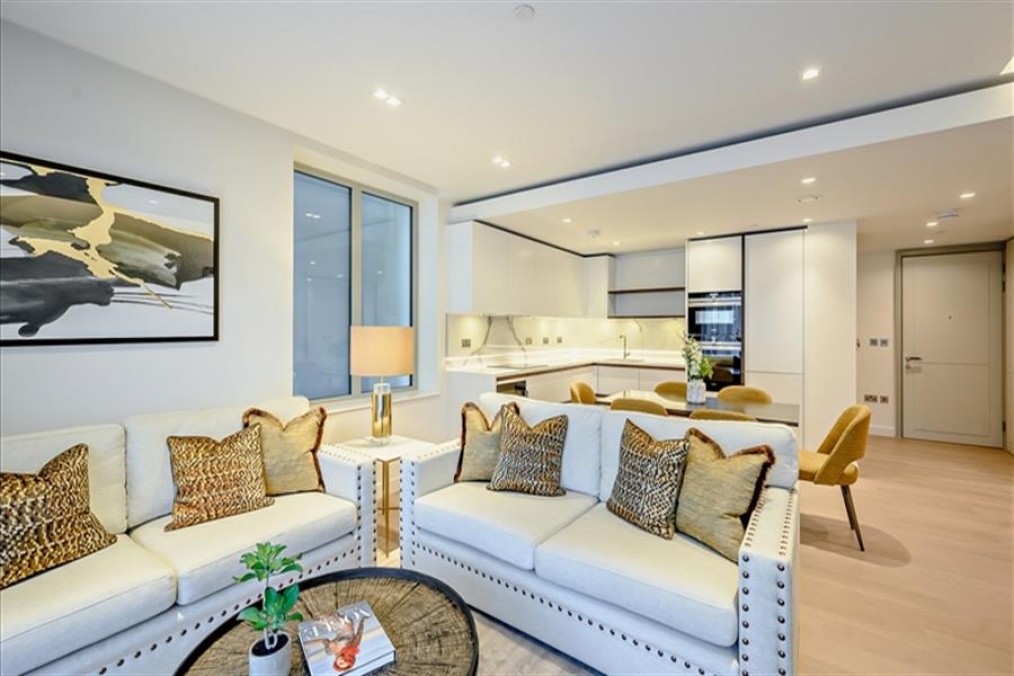 Garrett Mansions, West End Gate, W2