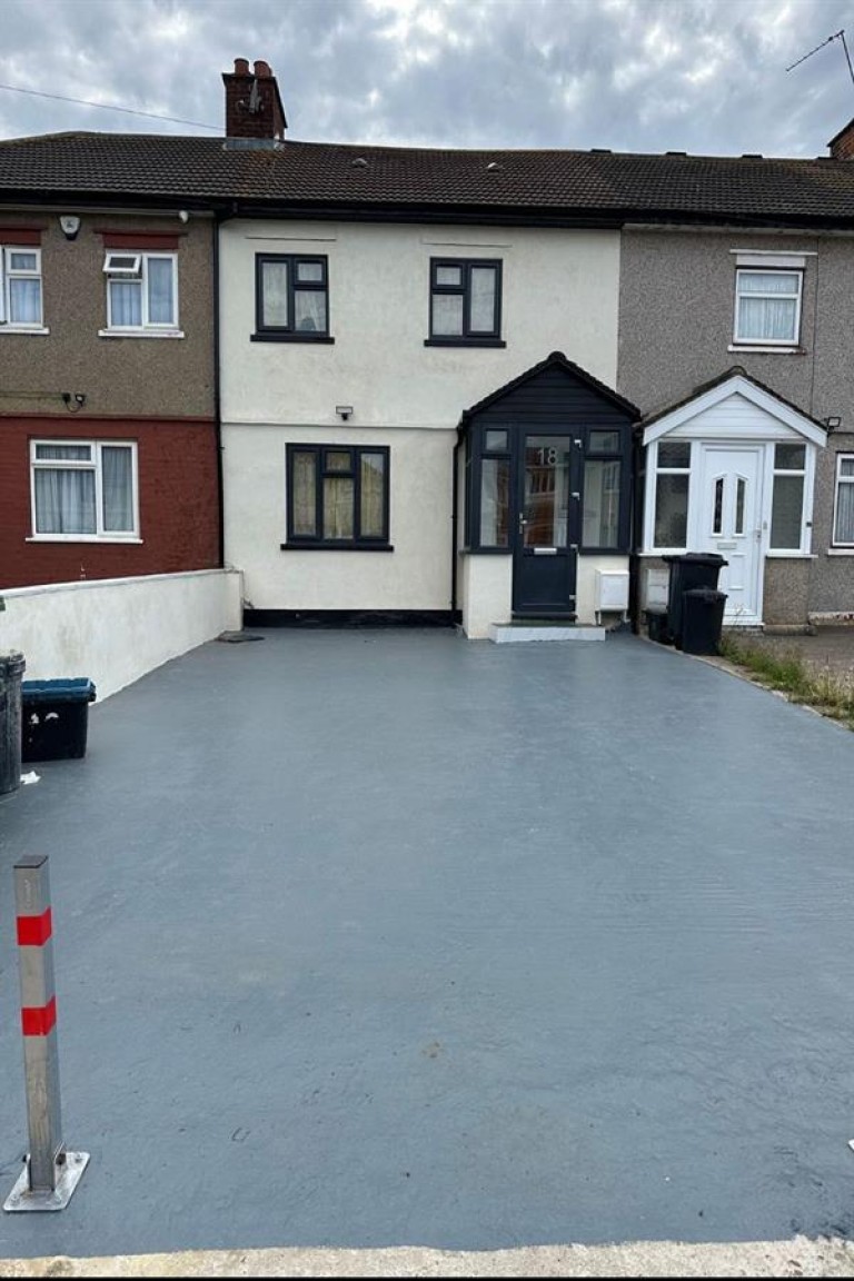 Duke Road, Ilford, IG6