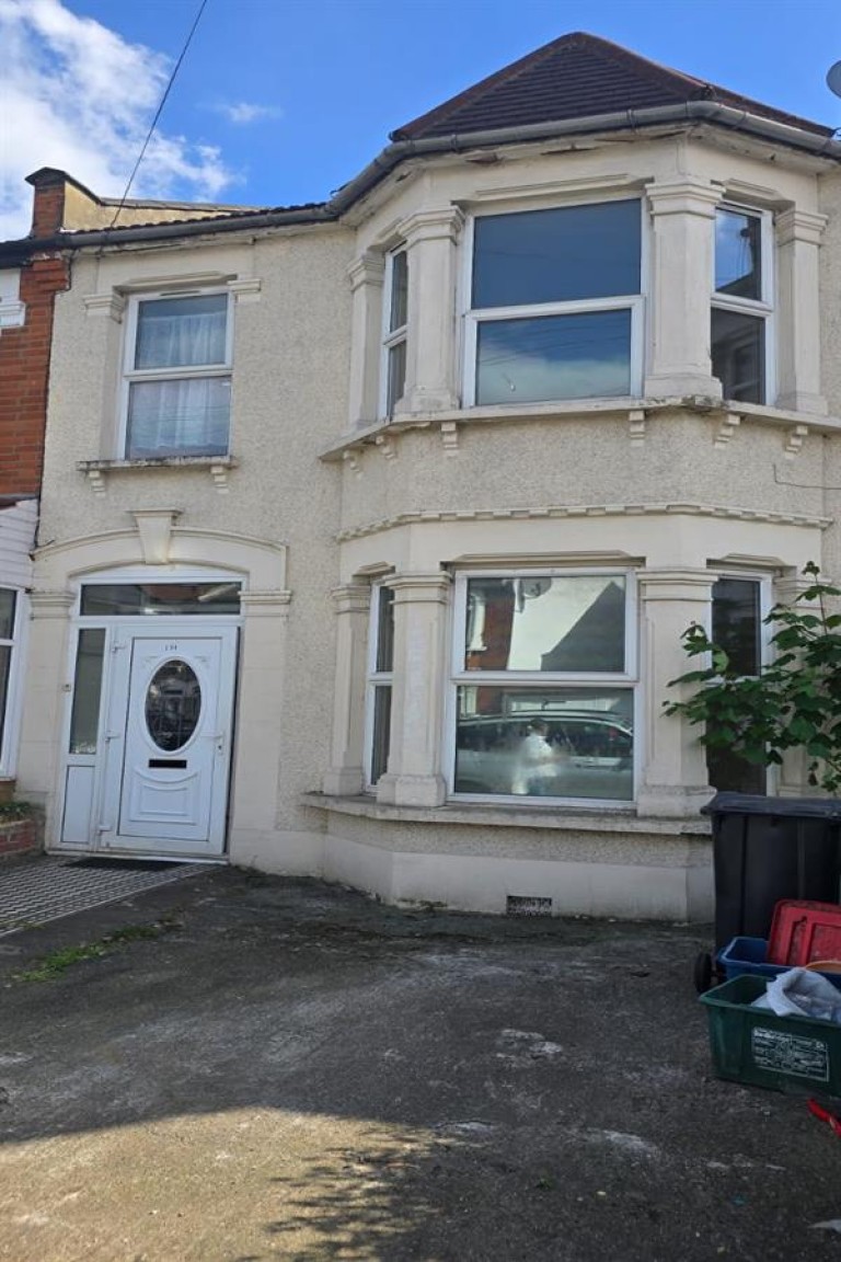 Windsor Road, Ilford, IG1
