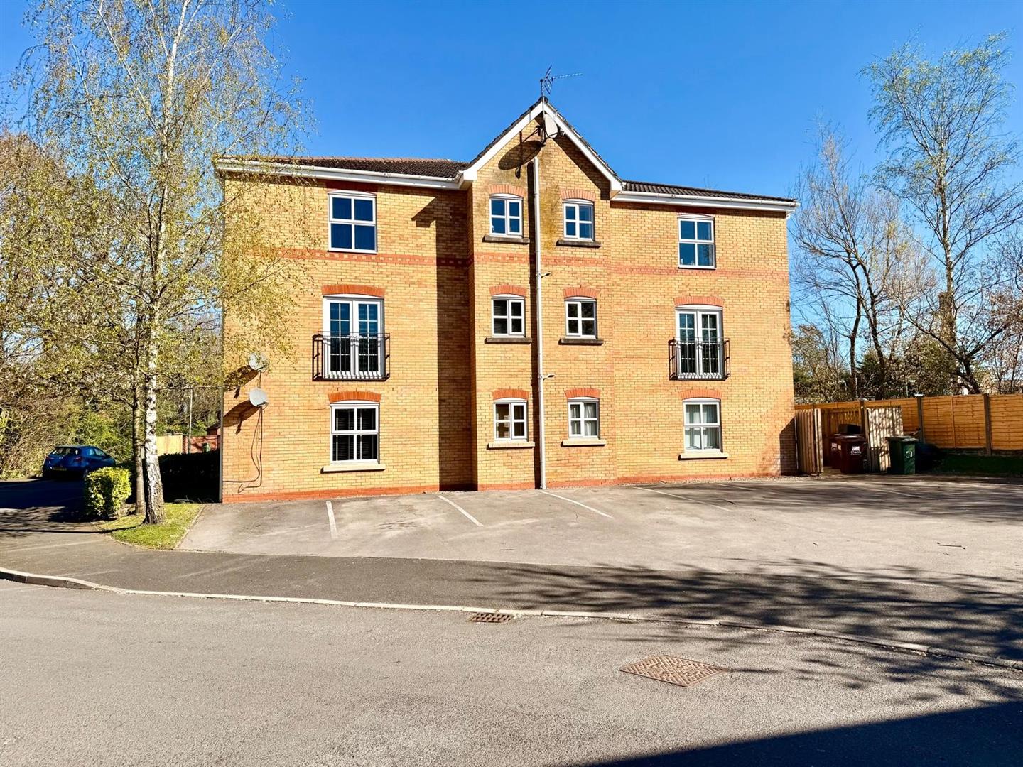 Regency Gardens, Euxton