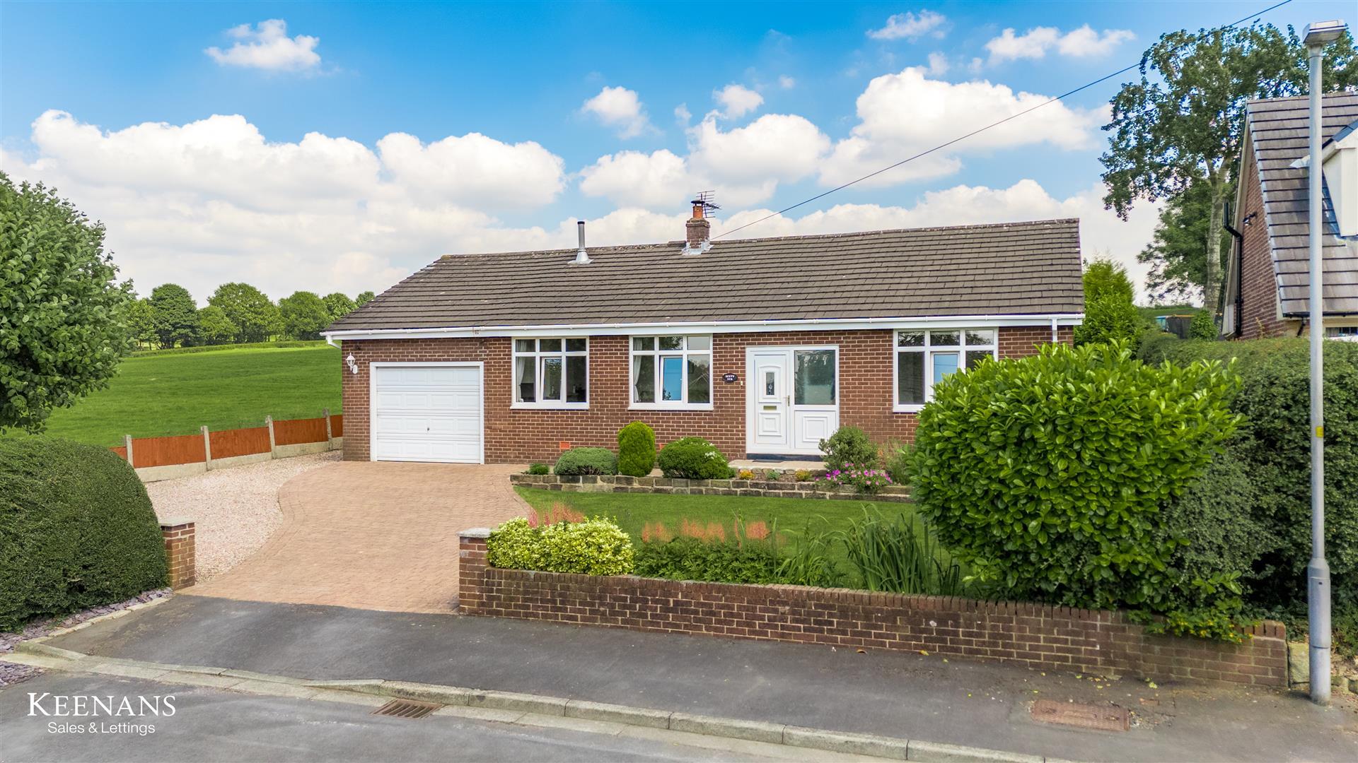Lower Hill Drive, Heath Charnock