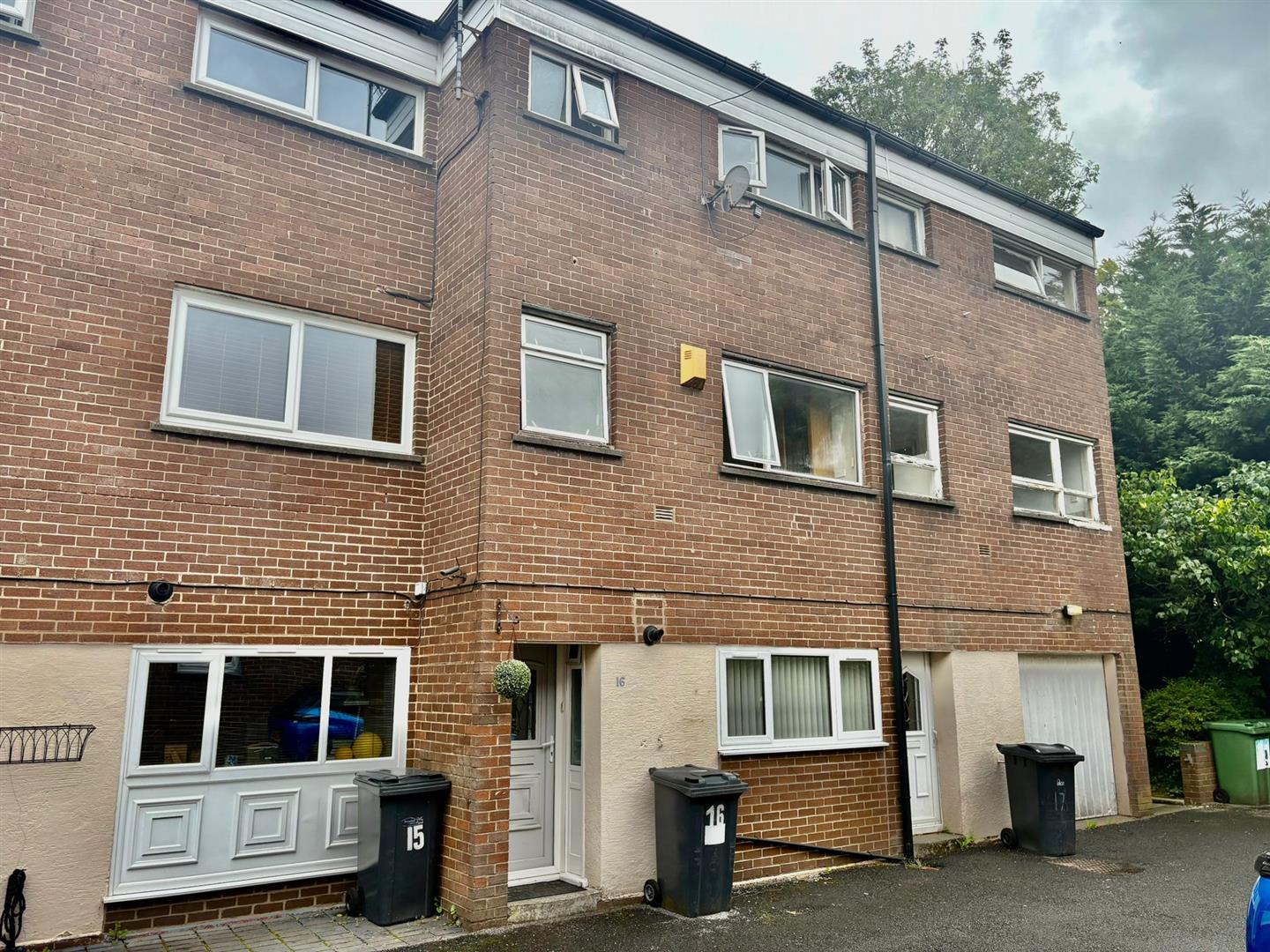 Tinniswood, Ashton-On-Ribble, Preston