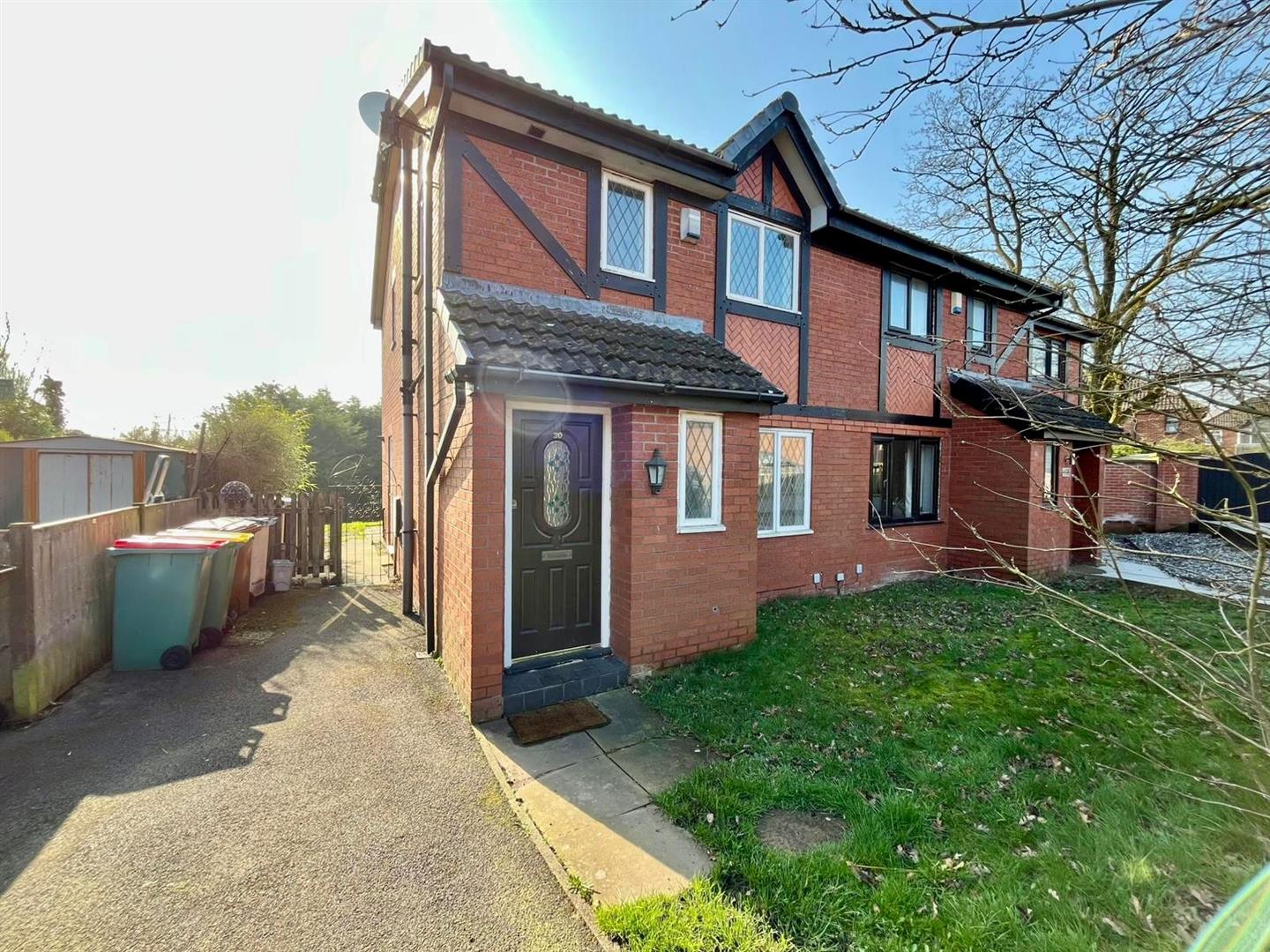 The Campions, Lea, Preston