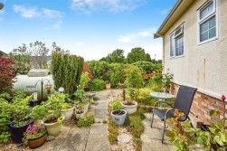 The Dell, Caerwnon Park