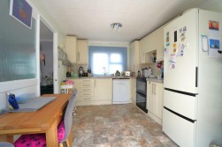 7 Oak Way, Caerwnon Park, Builth Wells, LD2 3SN