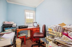 Howey, Llandrindod Wells