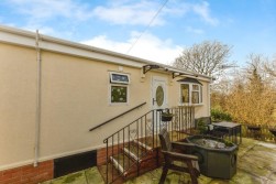 Howey, Llandrindod Wells