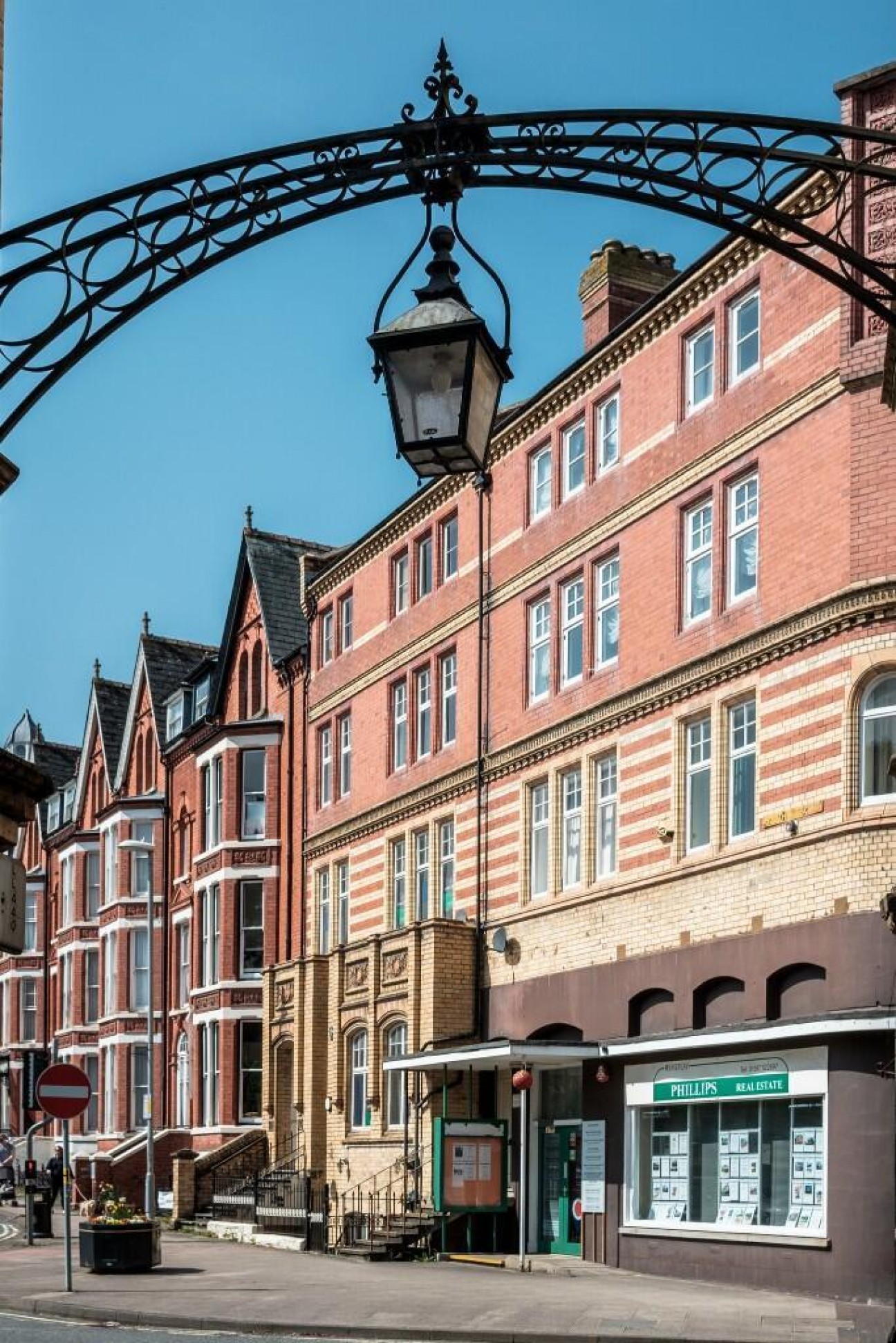 Howey, Llandrindod Wells