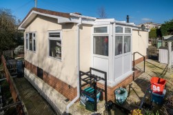 Howey, Llandrindod Wells