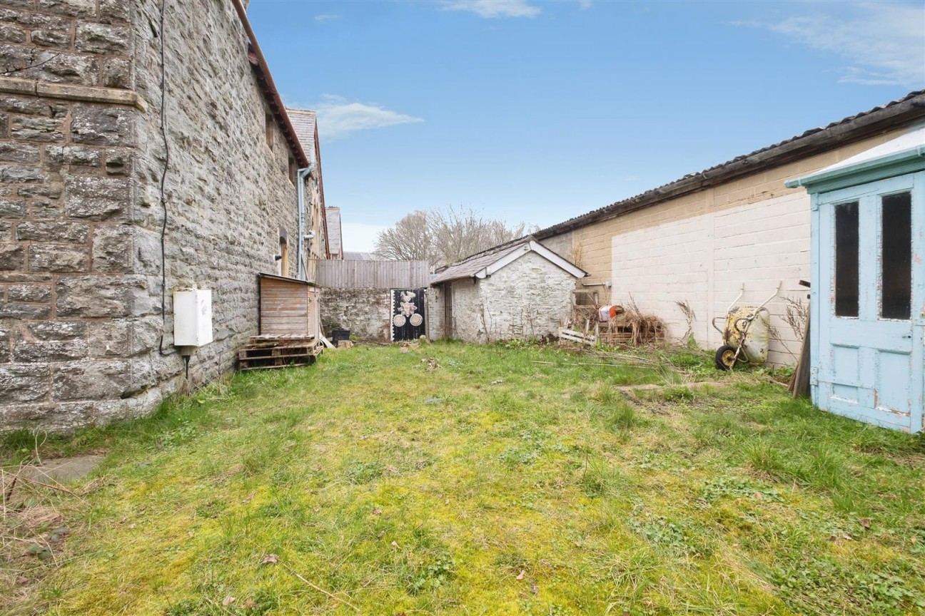 Crabtree Walk, Knighton