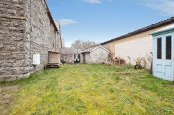 Crabtree Walk, Knighton