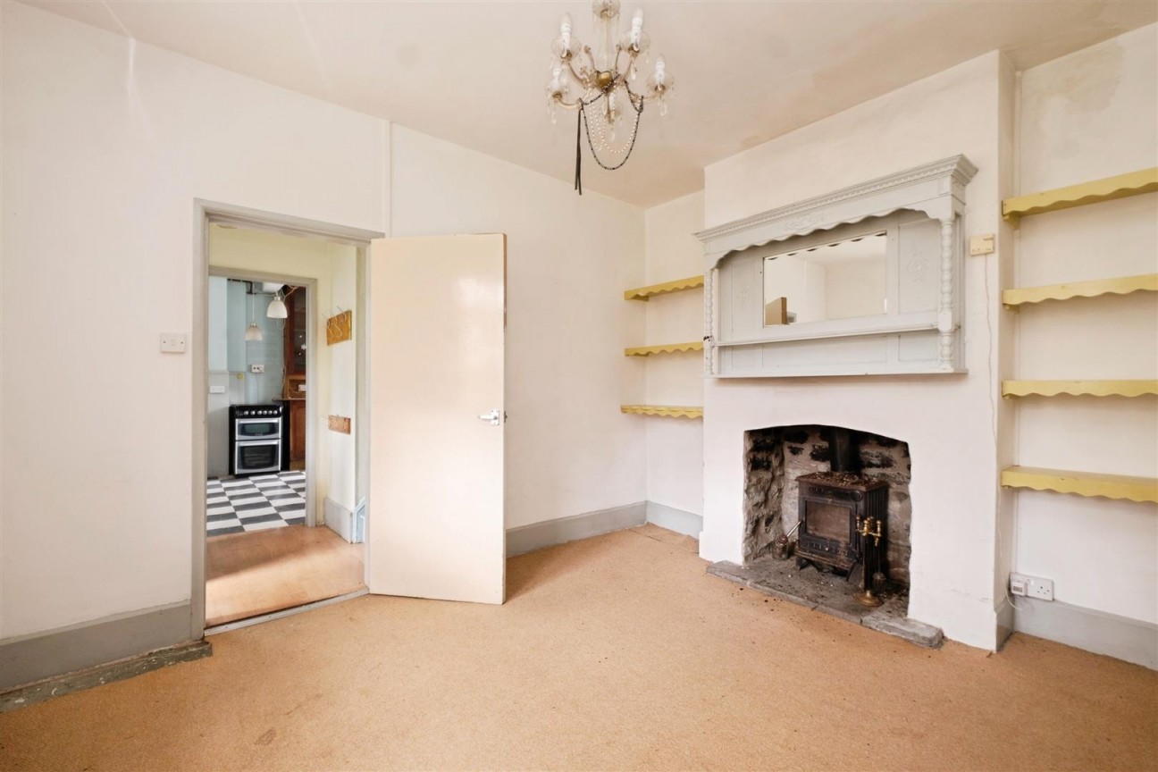 Crabtree Walk, Knighton