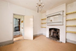 Crabtree Walk, Knighton