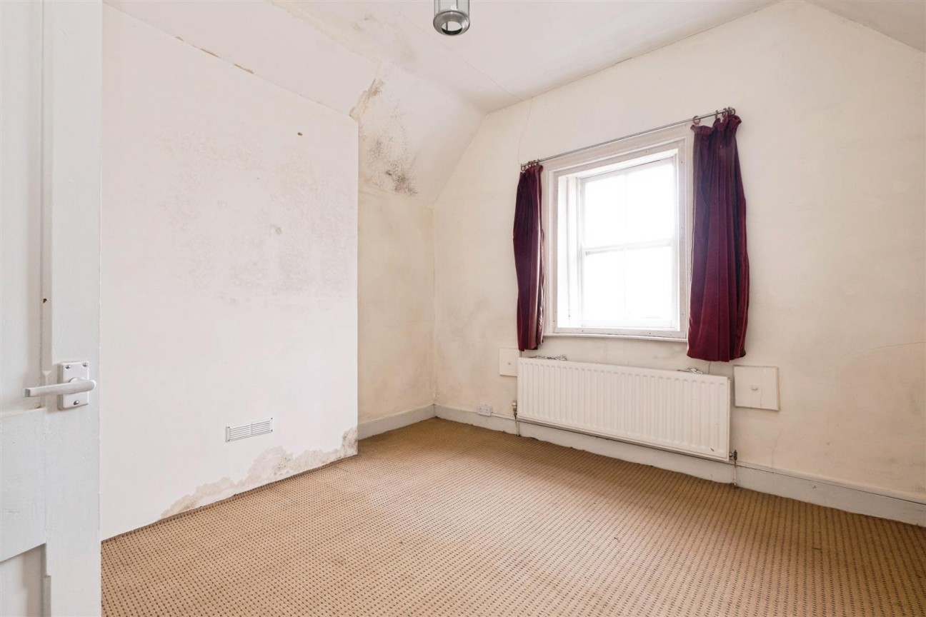 Crabtree Walk, Knighton