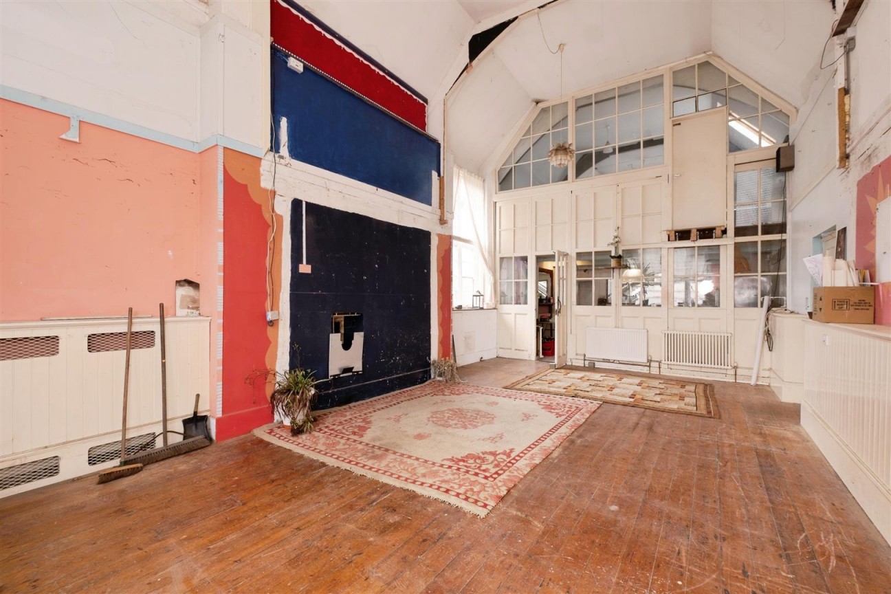 Crabtree Walk, Knighton