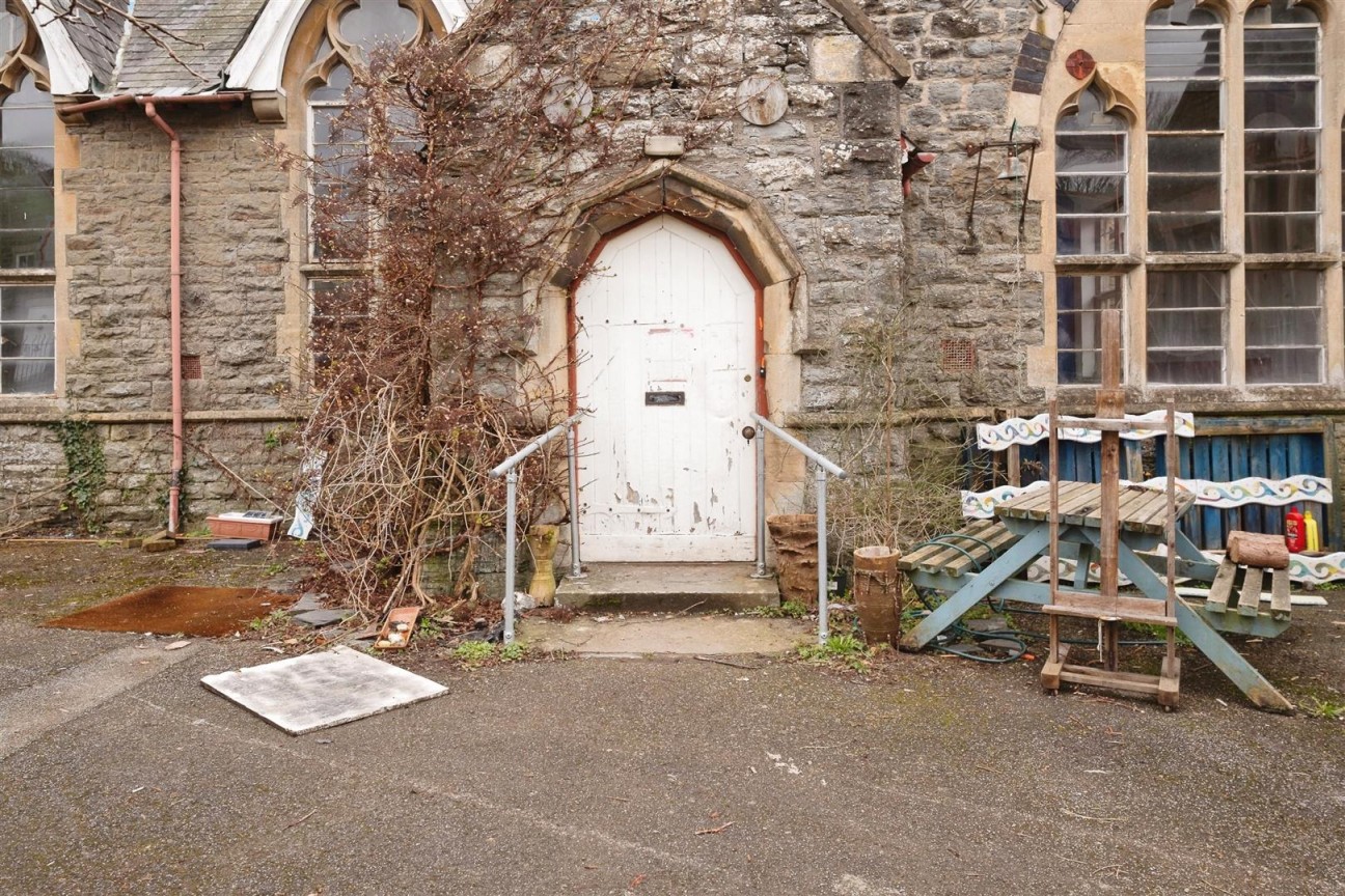 Crabtree Walk, Knighton