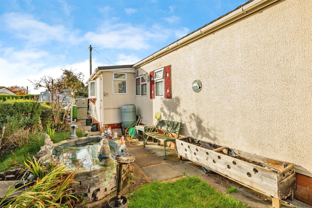 Howey, Llandrindod Wells