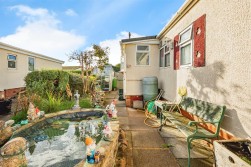 Howey, Llandrindod Wells