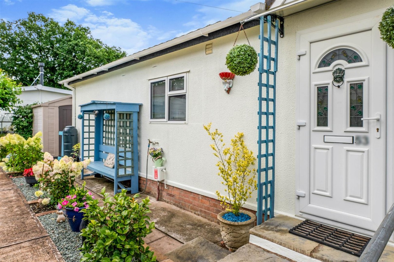Howey, Llandrindod Wells