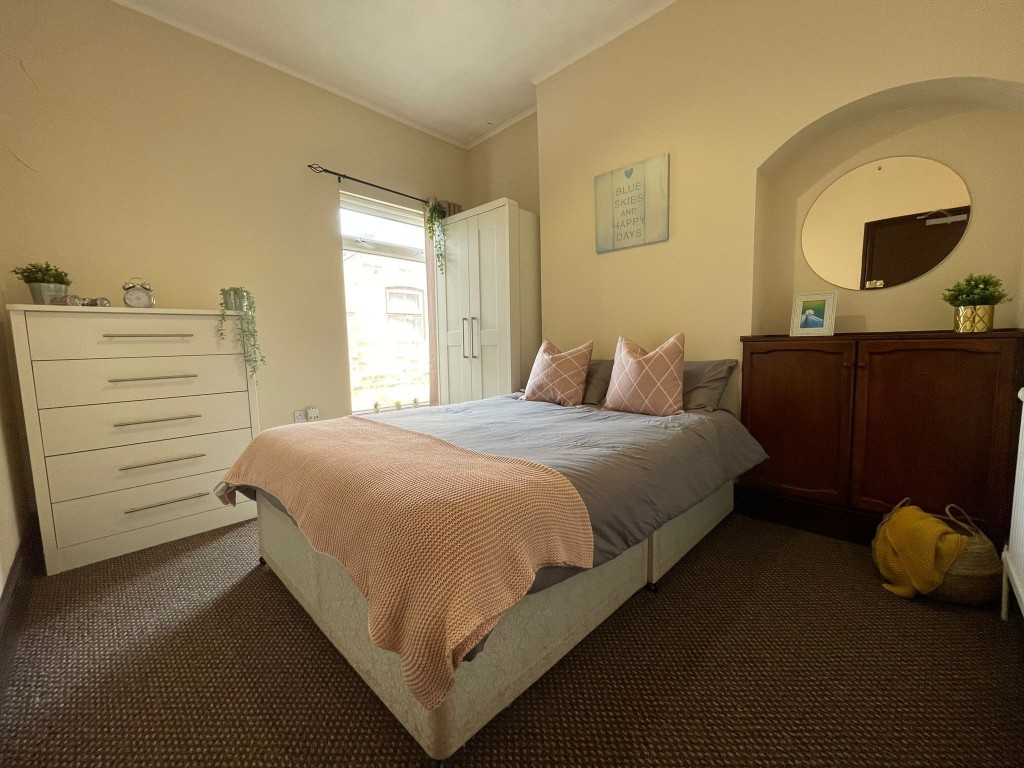 Image for Room 2, 41 St. Matthew Street