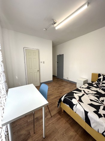 Room 5