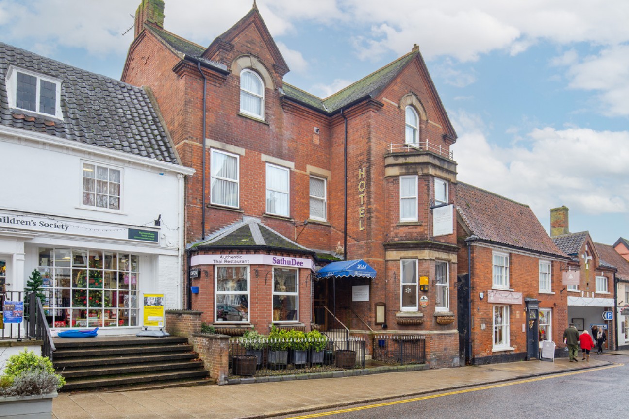 Consort Townhouse Hotel, Market Street, Wymondham, Norfolk