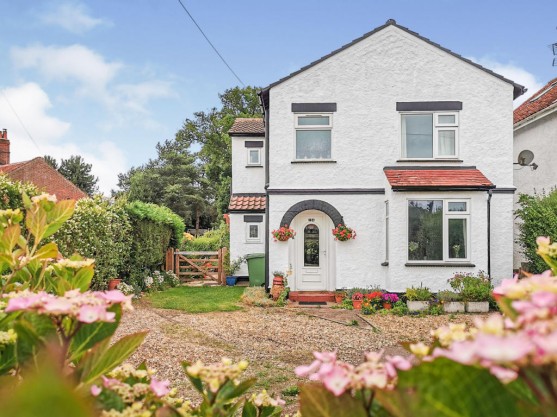 Newmarket Road, Cringleford, Norwich, Norfolk, NR4 6UF