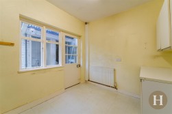 The Circle, Harborne, Birmingham, B17