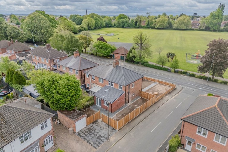 Aylestone Lane, Wigston, LE18