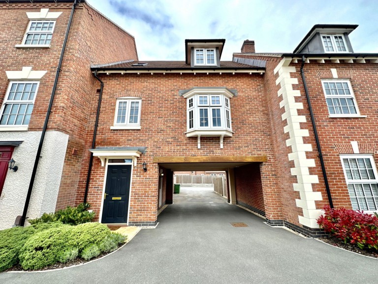 Tay Road, Lubbesthorpe, LE19