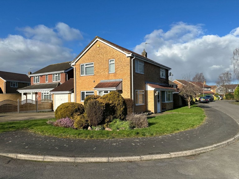 Kestrel Close, Leicester Forest East, LE3
