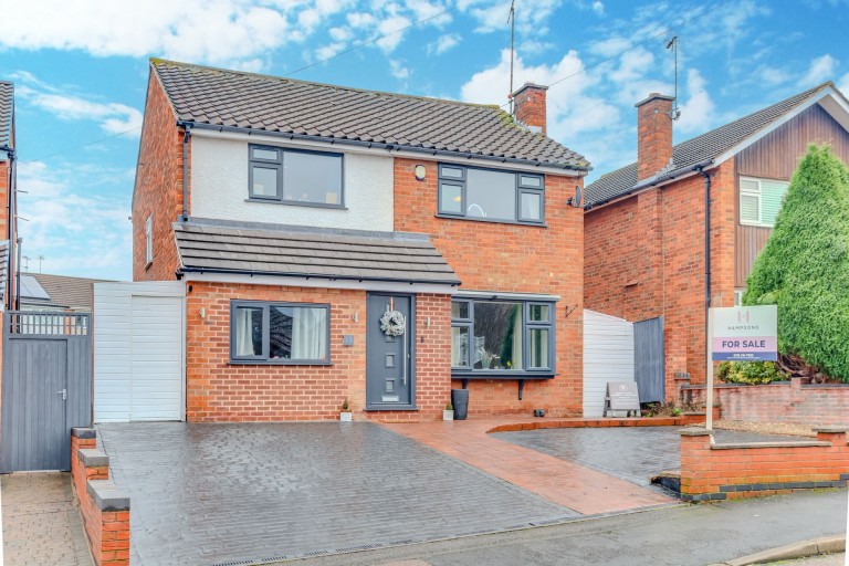 Pits Avenue, Braunstone, LE3