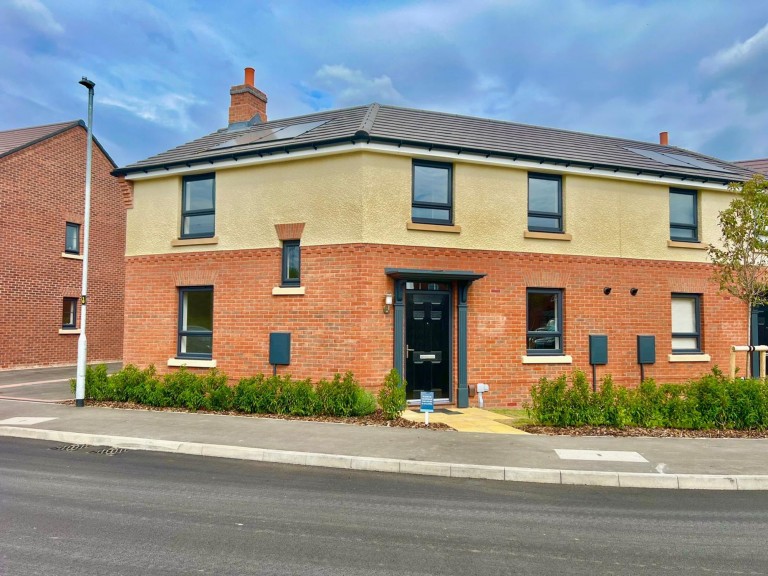Whiteadder Way, Leicester, LE19