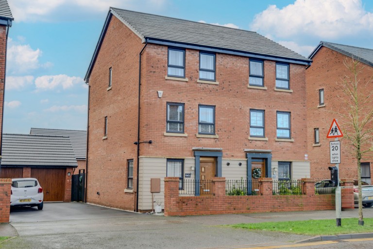 Tay Road, Lubbesthorpe, LE19