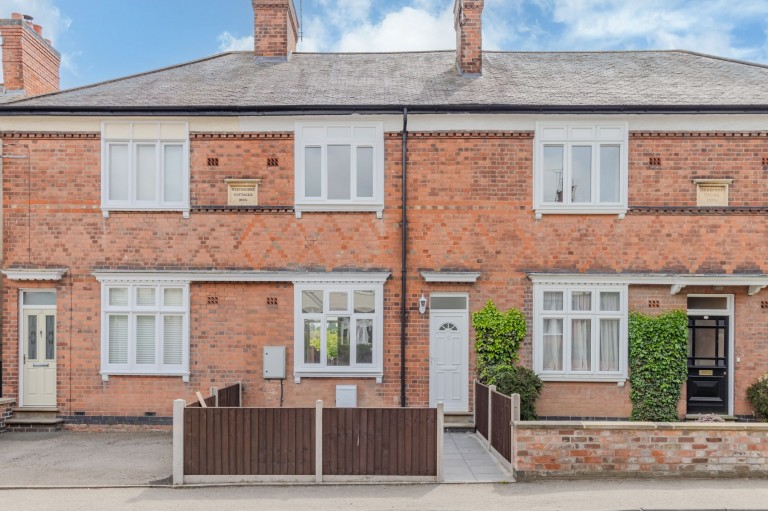 Main Street, Kirby Muxloe, LE9