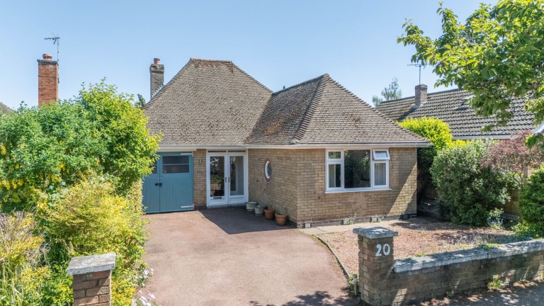Cherry Tree Avenue, Kirby Muxloe, LE9