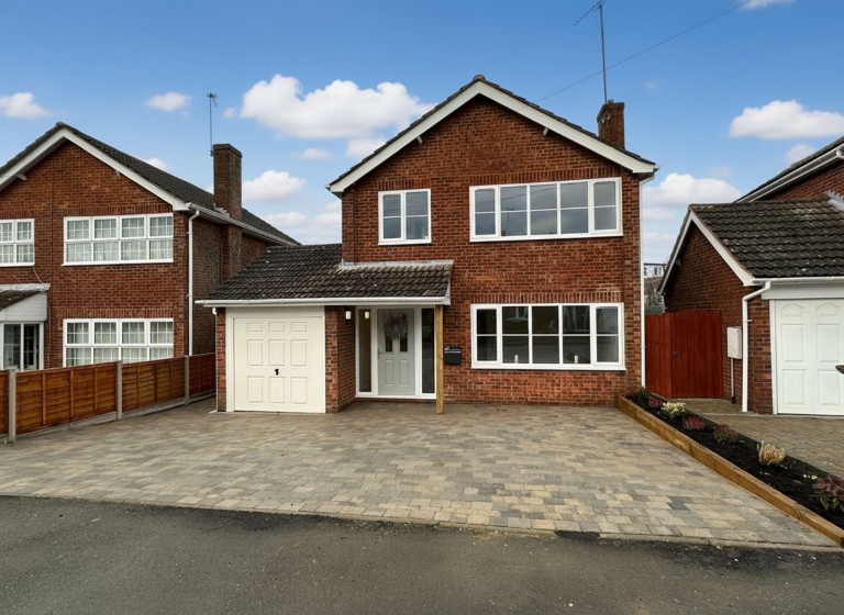 Harecroft Crescent, Sapcote, LE9