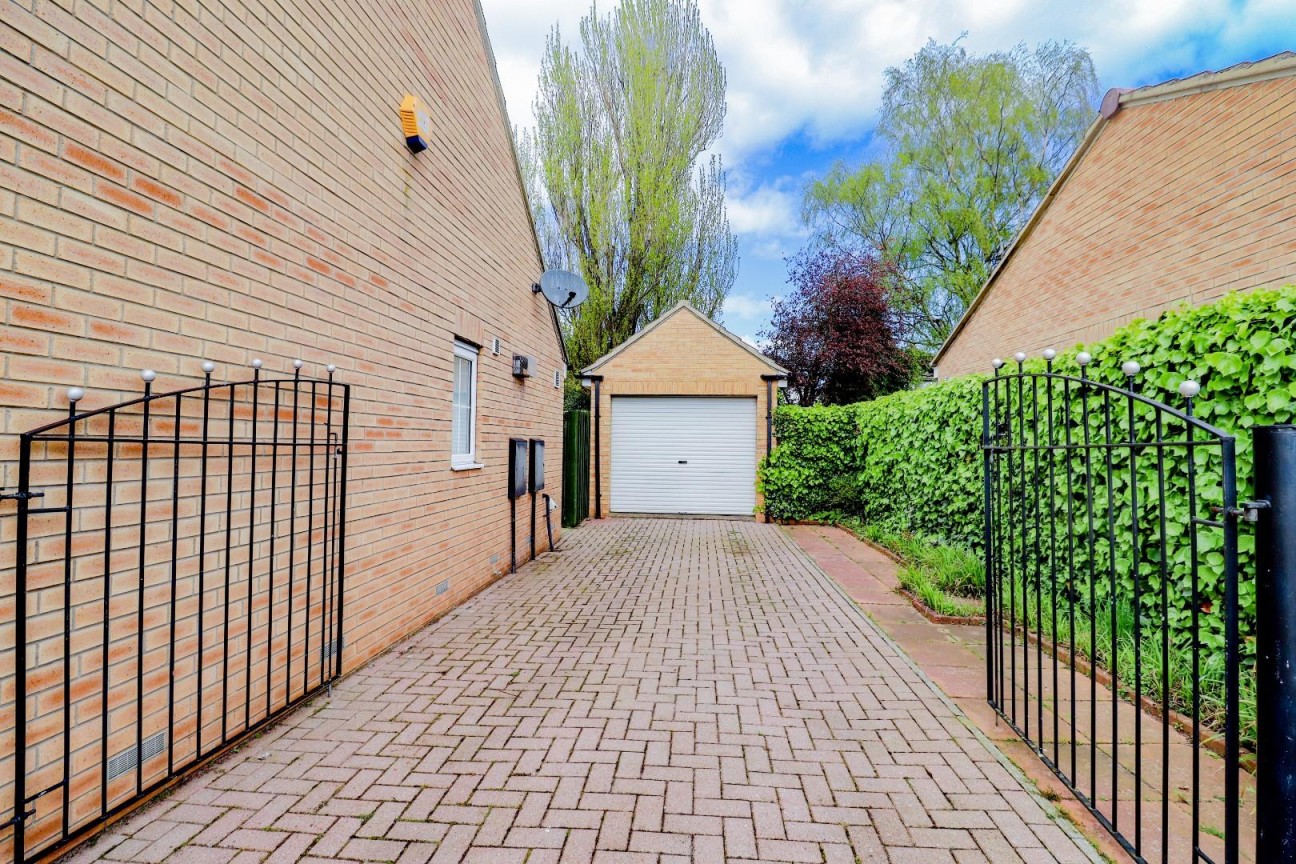 Brambling Close, The Glebe, Norton, TS20 1TX