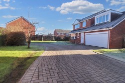 Roecliffe Grove, Stockton-On-Tees, TS19 8JU