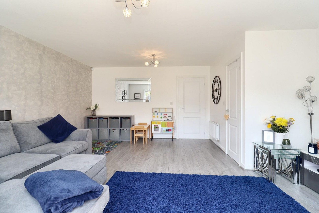 Sculptor Crescent, Queensgate, Stockton-On-Tees, TS18 3WD