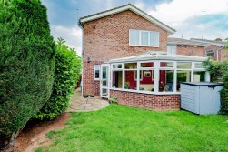 Chadderton Drive, Stainsby HIll, Thornaby, TS17 9QG