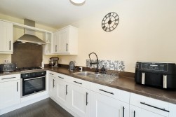 Leo Grove, Queensgate, Stockton-On-Tees, TS18 3UY