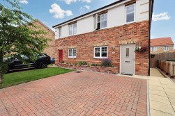 Hay Close, Summerville Village, TS19 8GR