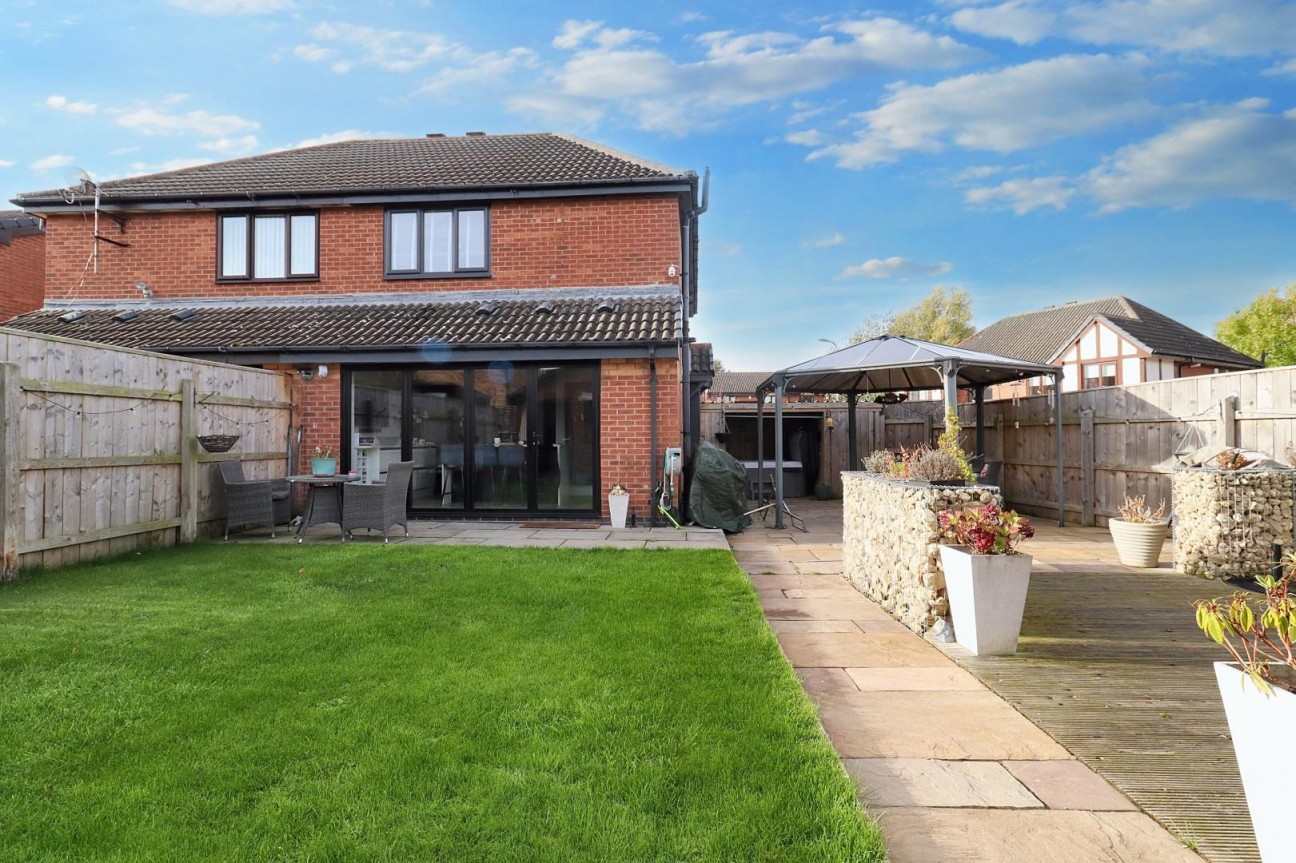 Applegarth, Coulby Newham, Middlesbrough, TS8 0UY