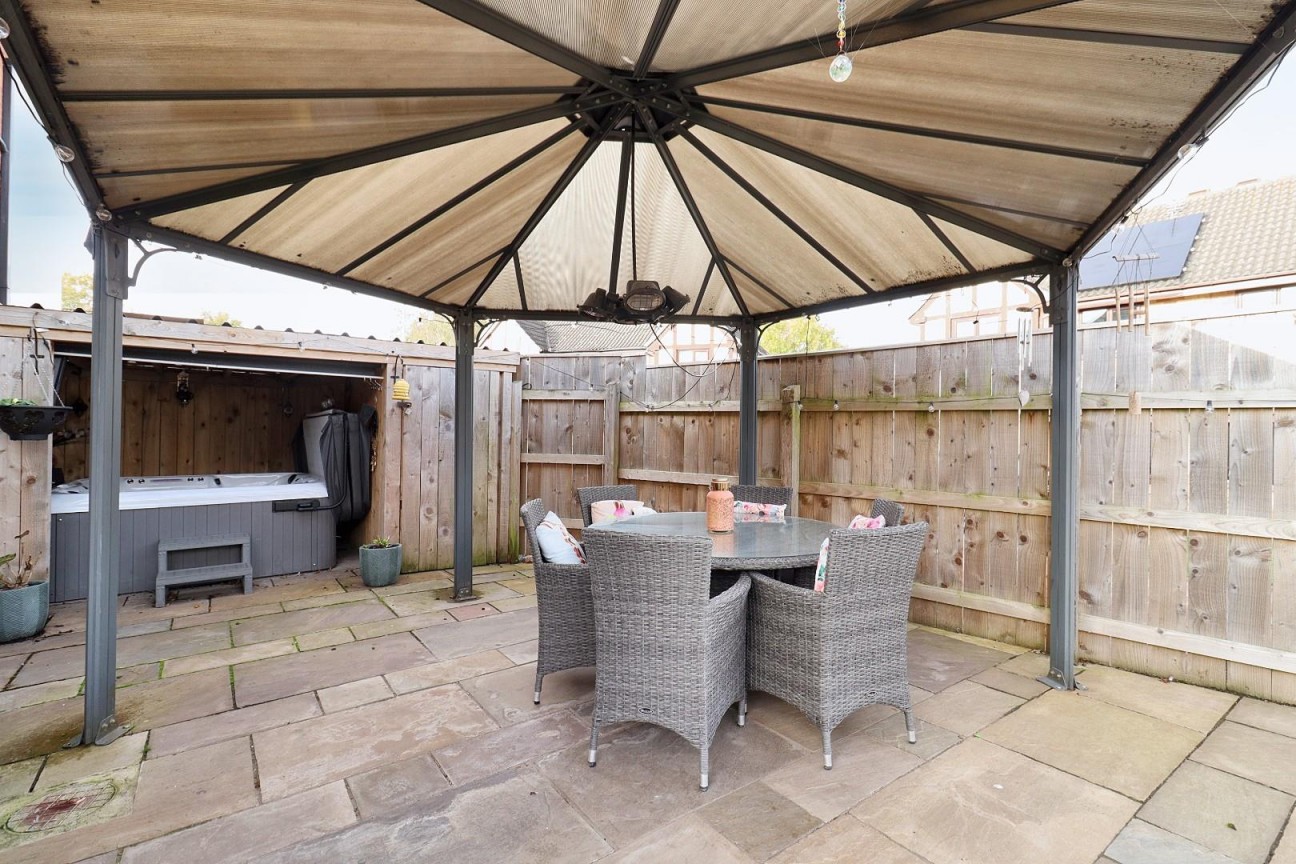 Applegarth, Coulby Newham, Middlesbrough, TS8 0UY