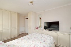 Sea Breeze Park, Queen Street, Seaton Carew, Hartlepool, TS25 1FJ