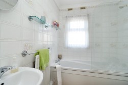 Sea Breeze Park, Queen Street, Seaton Carew, Hartlepool, TS25 1FJ