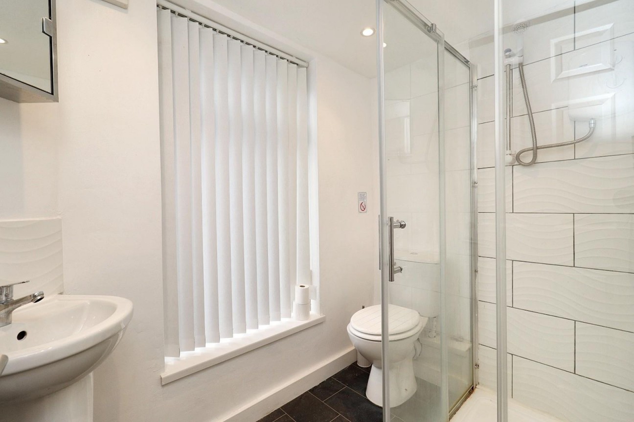 Clifton Street, Middlesbrough, TS1 4BX